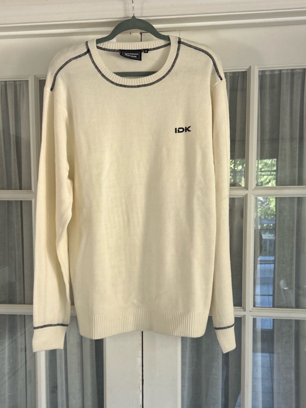 IDK Super Massive Men's Knit Pullover Sweater Crew Neck White XL Dreamers Club